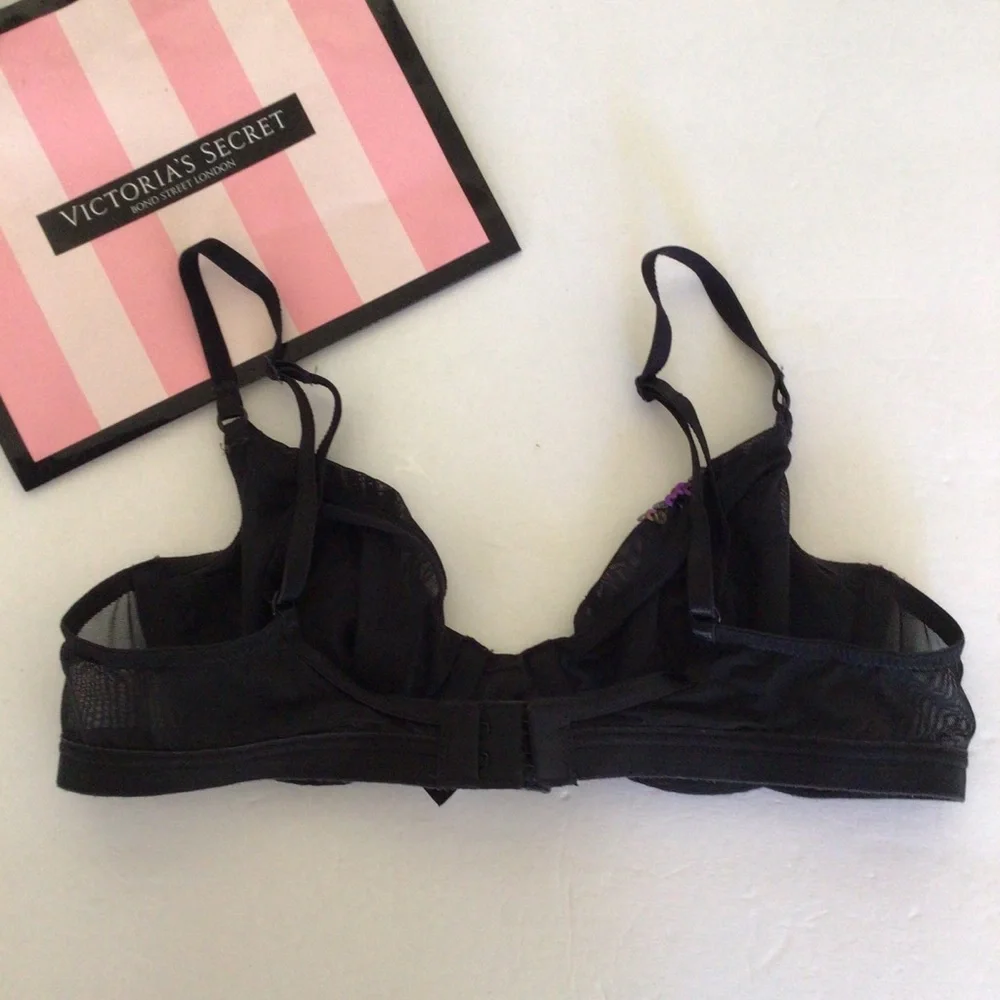 VICTORIAS SECRET BODY BY VICTORIA BLACK SEQUINED DEMI PUSH UP BRA SIZE 34A